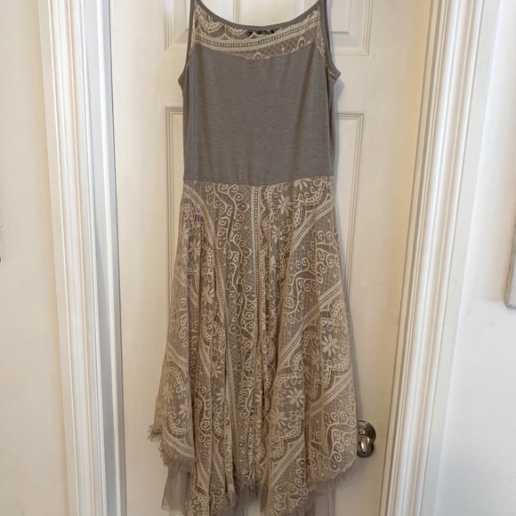 Boutique lace dress- size S - Picture 1 of 5